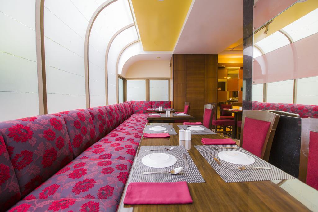 Hotel Airport International Mumbai Exterior foto